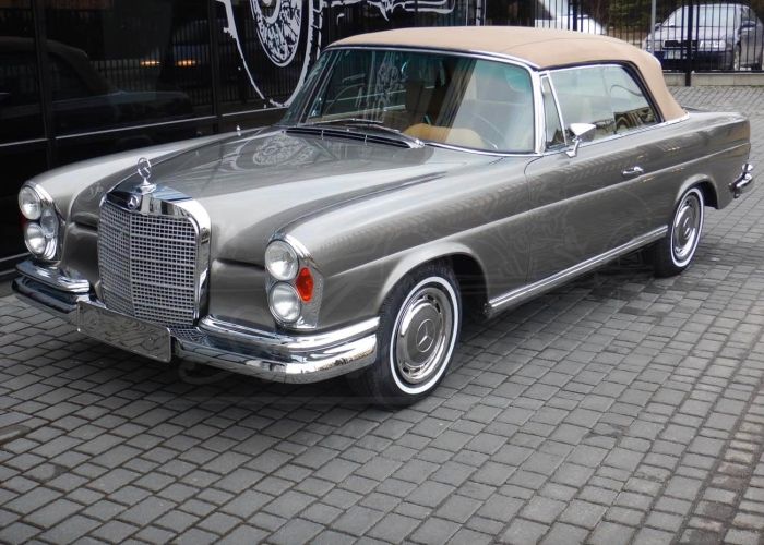 Mercedes Benz 280 SE Cabriolet W111 E28 1968-1971