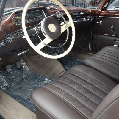 Mercedes Benz 220 SE (#7)