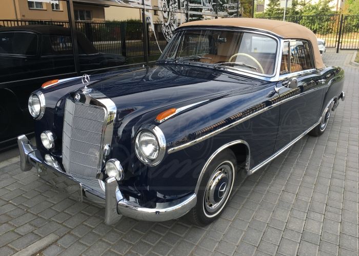 Mercedes Benz 220 S